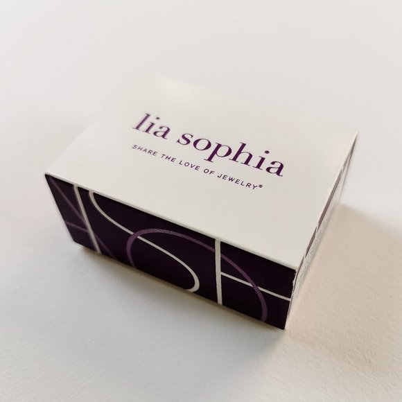 Matte Gold Lia Sophia Dangle Earrings - Picture 4 of 15